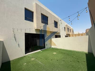 3 habitaciones Townhouse para en Alquiler en Al Tai, Sharjah - 226496. jpg