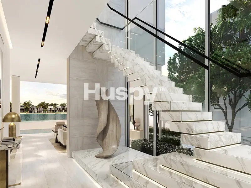 Waterfront | Multiple Options | Large Plot