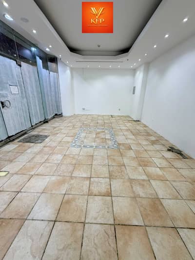 Shop te Huur in Deira, Dubai - WhatsApp Image 2026-10-19 at 5.18. 33 PM. jpeg Shop te Huur in Deira, Dubai - WhatsApp Image 2026-10-19 at 5.18. 33 PM. jpeg