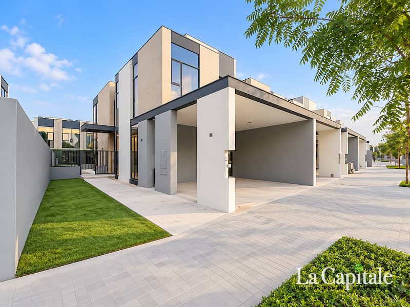CLOSE TO POOL AND PARK | READY TO MOVE | BRAND NEW CLOSE TO POOL AND PARK | READY TO MOVE | BRAND NEW