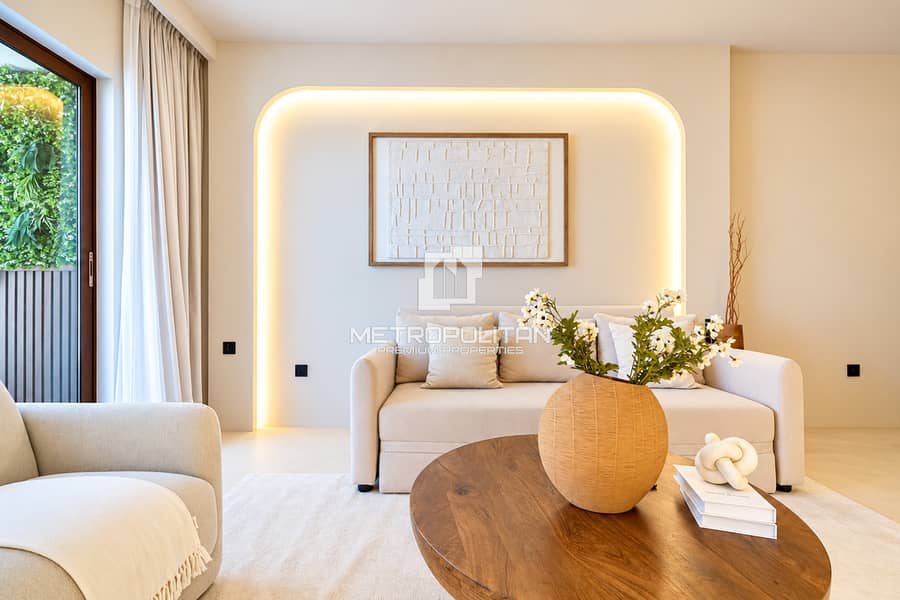 Premium Upgraded | Furnished | Sea View | VOT Premium Upgraded | Furnished | Sea View | VOT