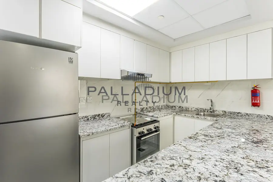 Furnished | Burj View | Walk to Metro