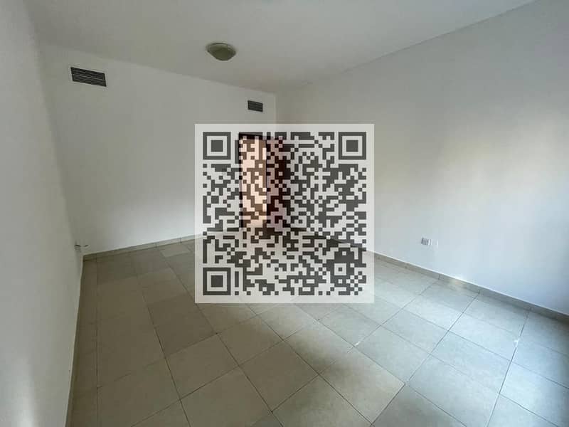 9 WhatsApp Image 2026-10-19 at 16.29. 35 (4). jpeg