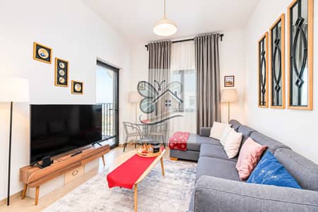 瓦斯尔门户住宅区, 迪拜 2 卧室单位待租 - bright_scandinavian_living_room_with_city_views. jpg 瓦斯尔门户住宅区, 迪拜 2 卧室单位待租 - bright_scandinavian_living_room_with_city_views. jpg