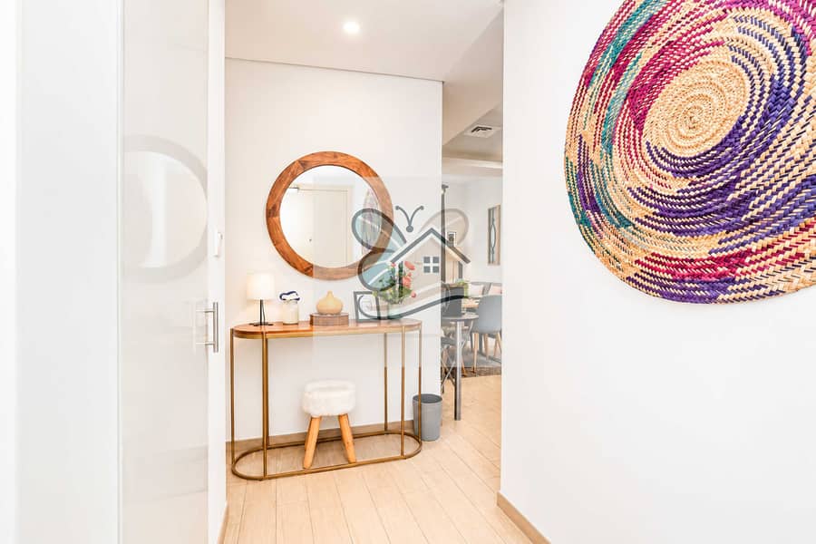 3 a_bright_modern_minimal_warmly_styled_hallway_e. jpg