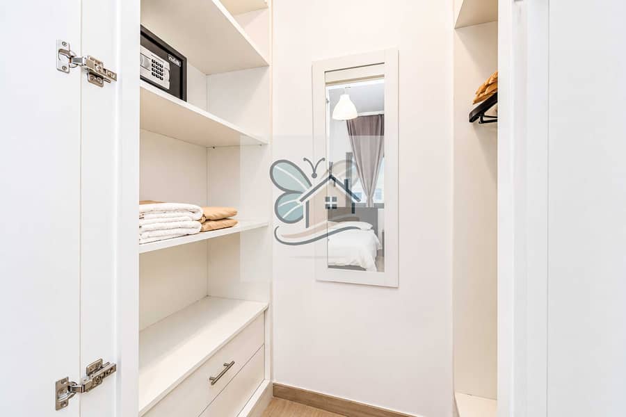 10 interior_photoshoot_style_image_of_a_small_clean. jpg