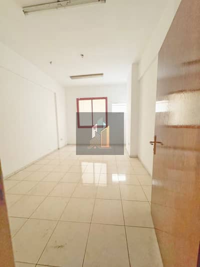 1 Slaapkamer Appartement te Huur in Abu Shagara, Sharjah - 9983. jpg 1 Slaapkamer Appartement te Huur in Abu Shagara, Sharjah - 9983. jpg