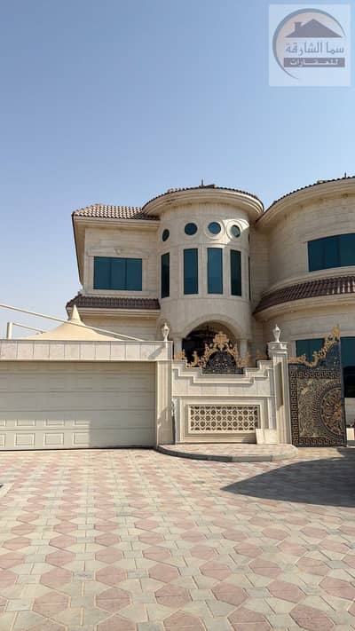 5 Bedroom Villa for Rent in Al Ramaqiya, Sharjah - 7E52F4B7-BAF1-4D03-BE09-398DFD9FF2A1. jpg 5 Bedroom Villa for Rent in Al Ramaqiya, Sharjah - 7E52F4B7-BAF1-4D03-BE09-398DFD9FF2A1. jpg