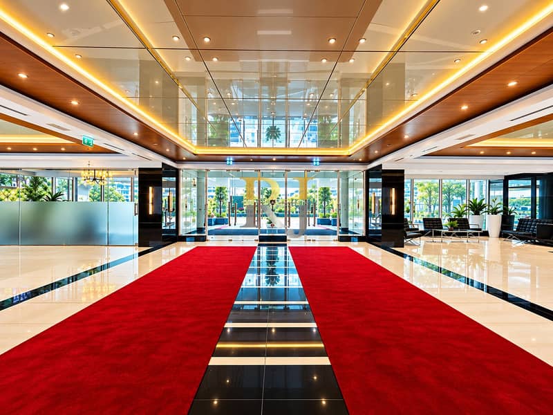4 Luxurious Symmetrical Lobby Entrance. png