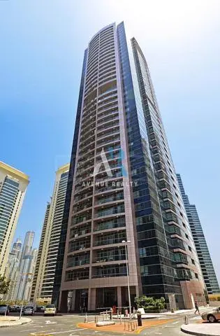 Vacant | Lake And Skyline View | 1 Bedroom