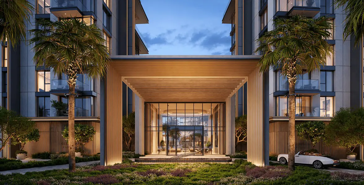 EXPANSIVE TERRACE | PRIVATE DUPLEX | WATERFRONT LIVING