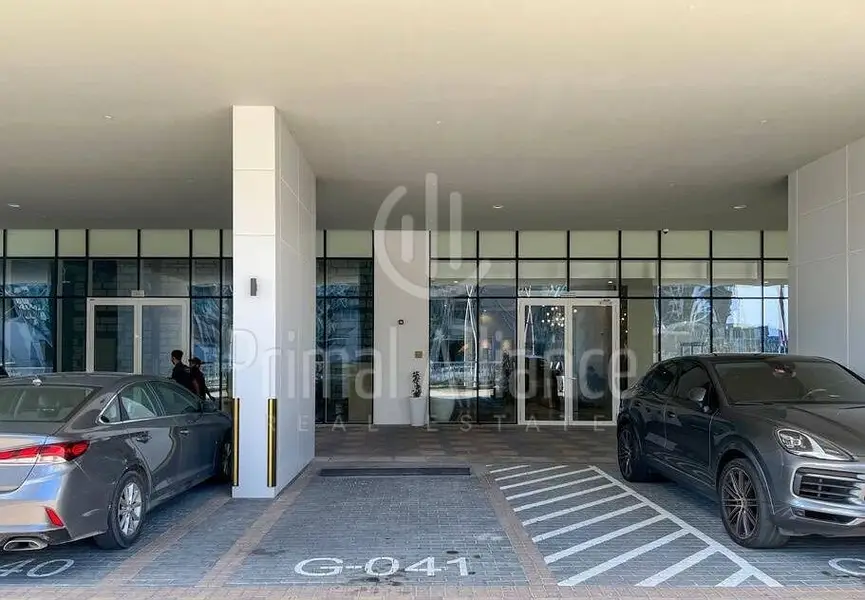 Amazing 1 BR | Canal-View | Prime-Location