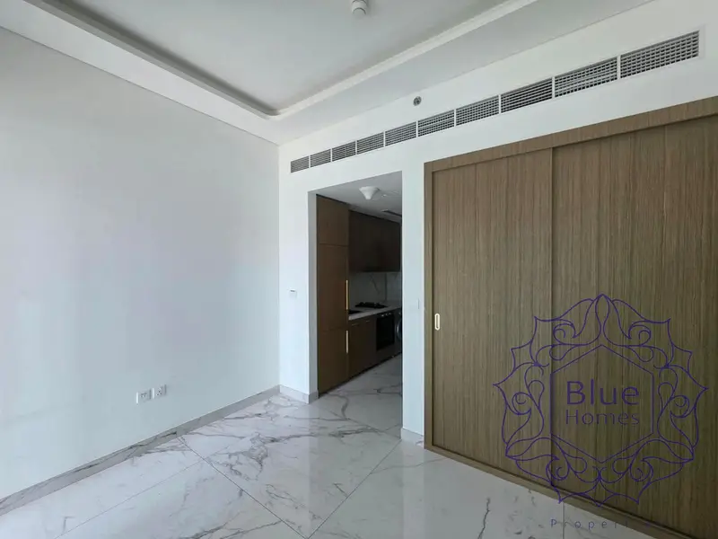 Bright Studio with Balcony l 343 sqft | Riviera 59