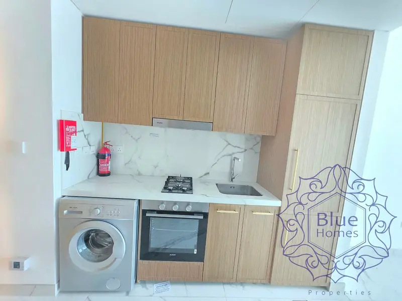 Bright Studio with Balcony l 343 sqft | Riviera 59