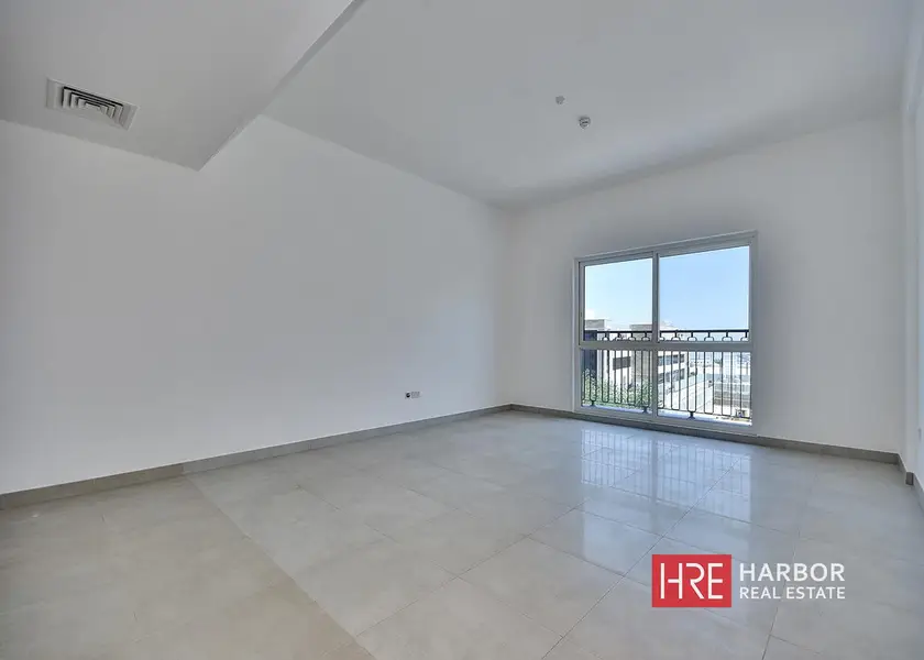 Community View | Vacant | 1-Month Early Move-In