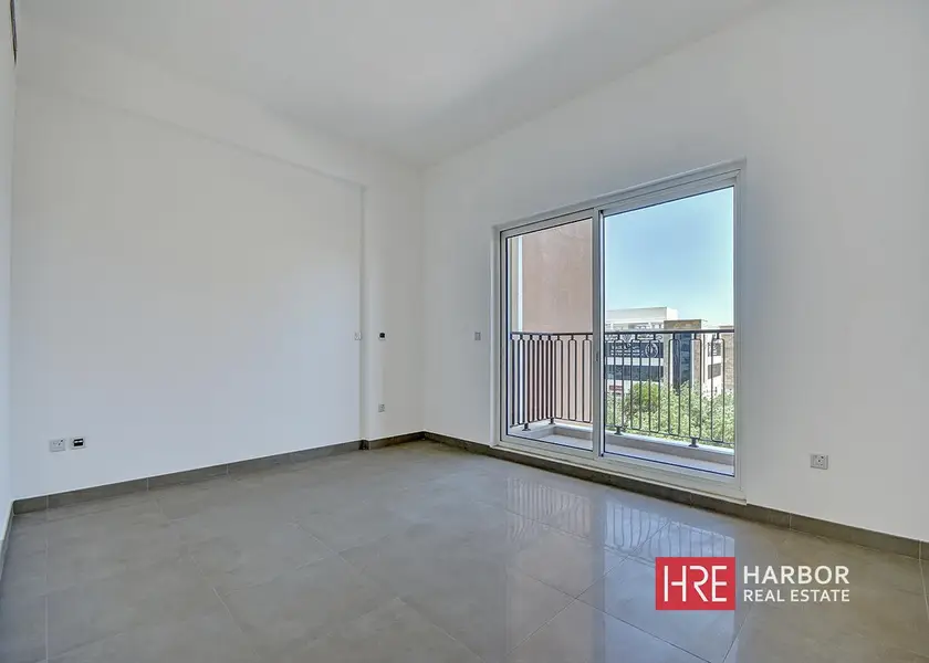 Community View | Vacant | 1-Month Early Move-In