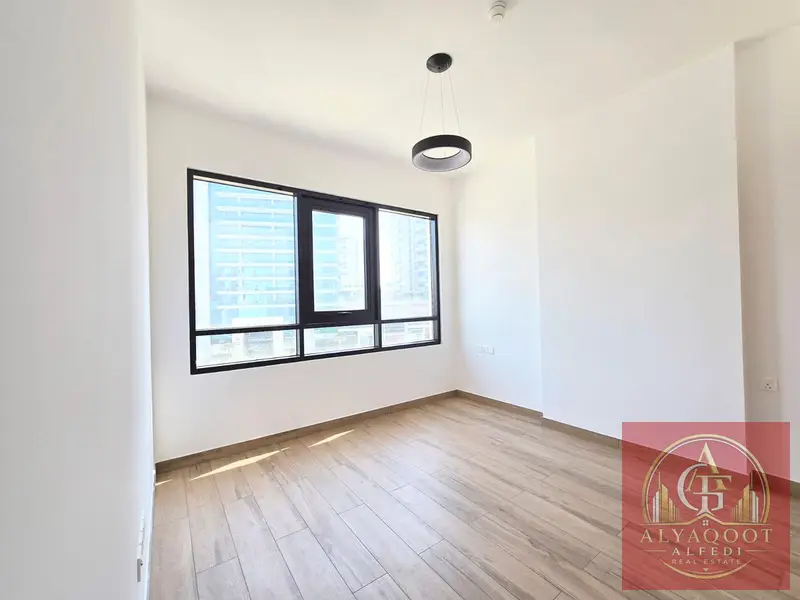 1 MONTH FREE - LUXURY 3 BR + MAID - MODERN LAYOUT - PRIME LOCATION