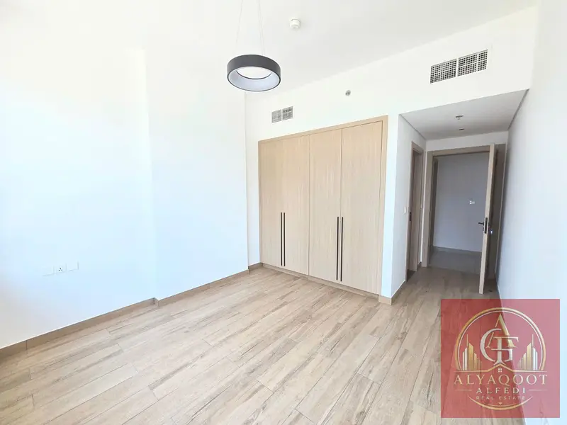 1 MONTH FREE - LUXURY 3 BR + MAID - MODERN LAYOUT - PRIME LOCATION
