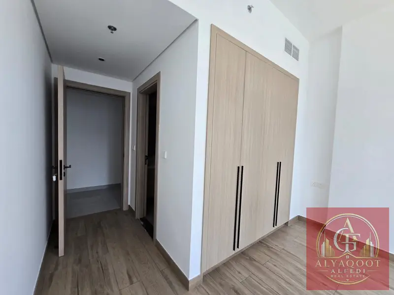 1 MONTH FREE - LUXURY 3 BR + MAID - MODERN LAYOUT - PRIME LOCATION