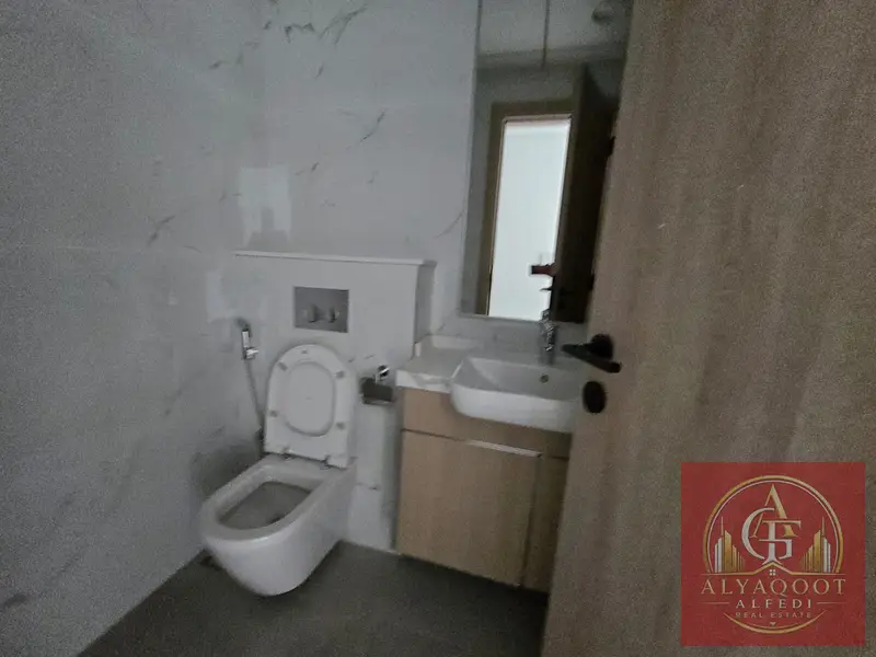 1 MONTH FREE - LUXURY 3 BR + MAID - MODERN LAYOUT - PRIME LOCATION