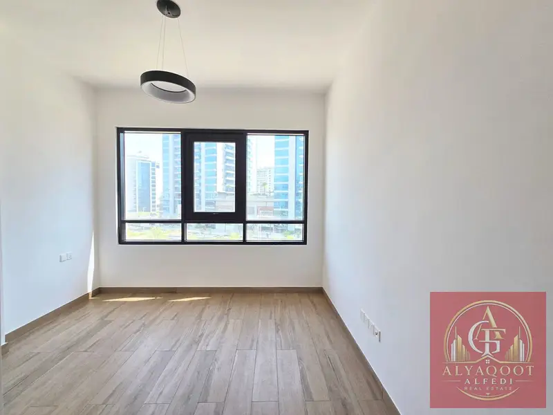 1 MONTH FREE - LUXURY 3 BR + MAID - MODERN LAYOUT - PRIME LOCATION