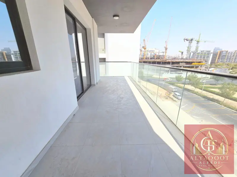 1 MONTH FREE - LUXURY 3 BR + MAID - MODERN LAYOUT - PRIME LOCATION