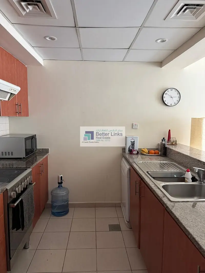 Spacious 1BR | Gym & Pool | Community View |