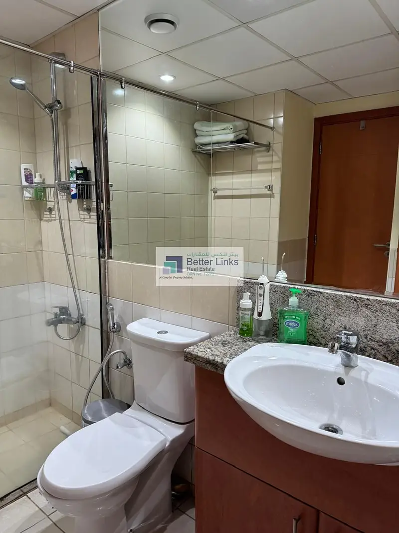 Spacious 1BR | Gym & Pool | Community View |