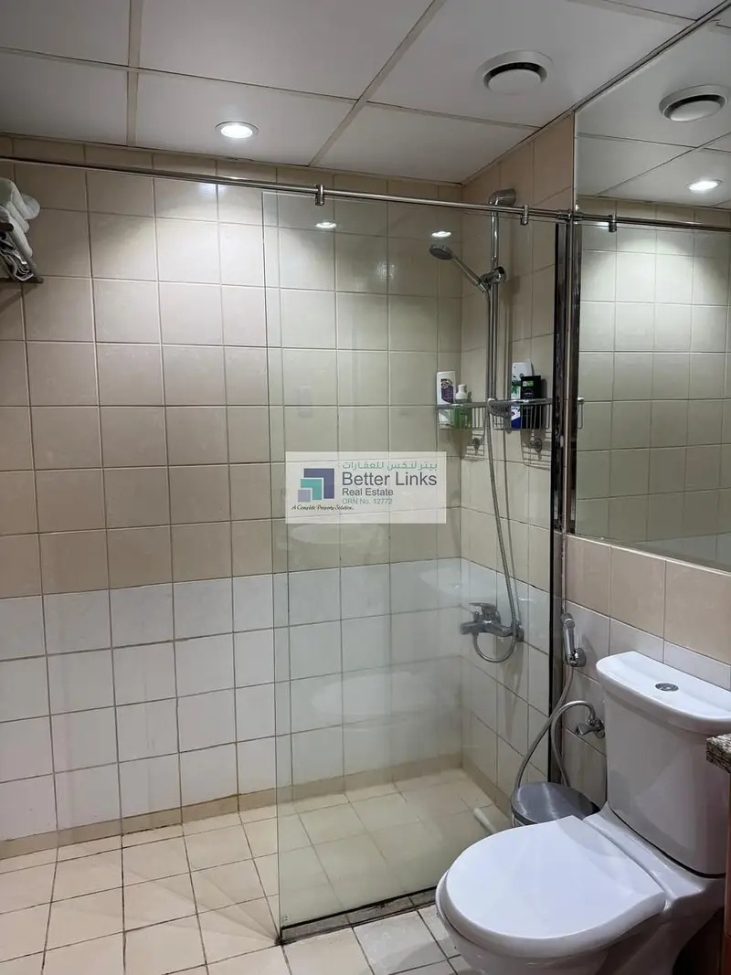 Spacious 1BR | Gym & Pool | Community View |