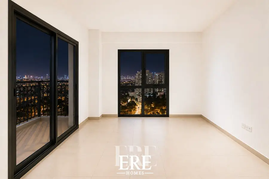 Spacious | High Floor | Dual Balcony | W/ maids