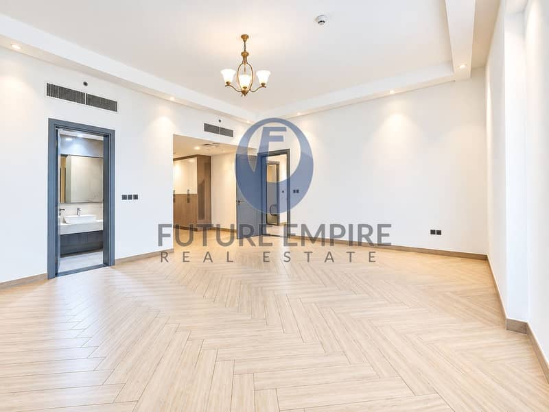 2 Bright Empty Modern Apartment Interior. png
