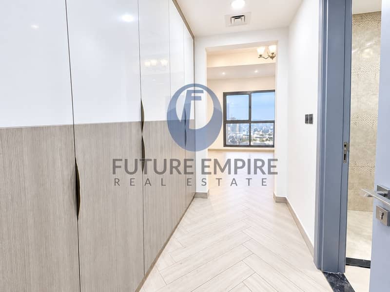 7 Bright Modern Hallway to City View-1. png