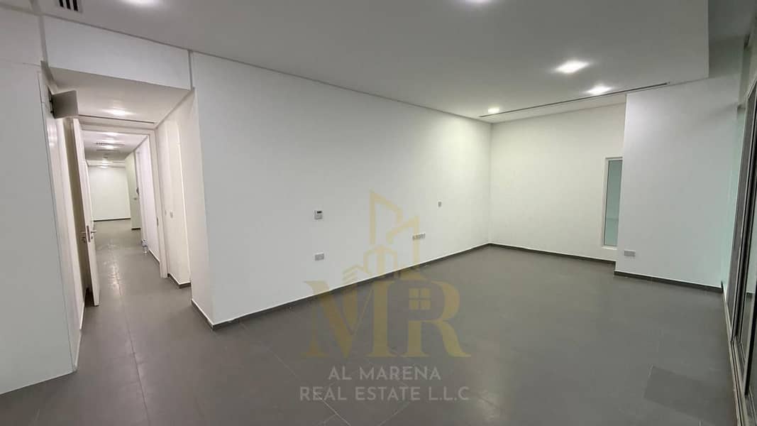 28 72cfa18b-4fdb-4502-b167-c7cbe8c8f036. jpg