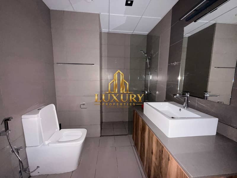 8 Affordable Partition Studio in Al Mamsha