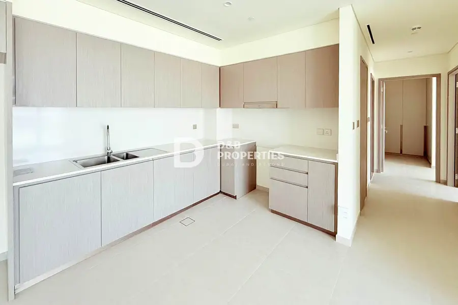 Spacious 2BR | Vacant | Burj and Fountain View