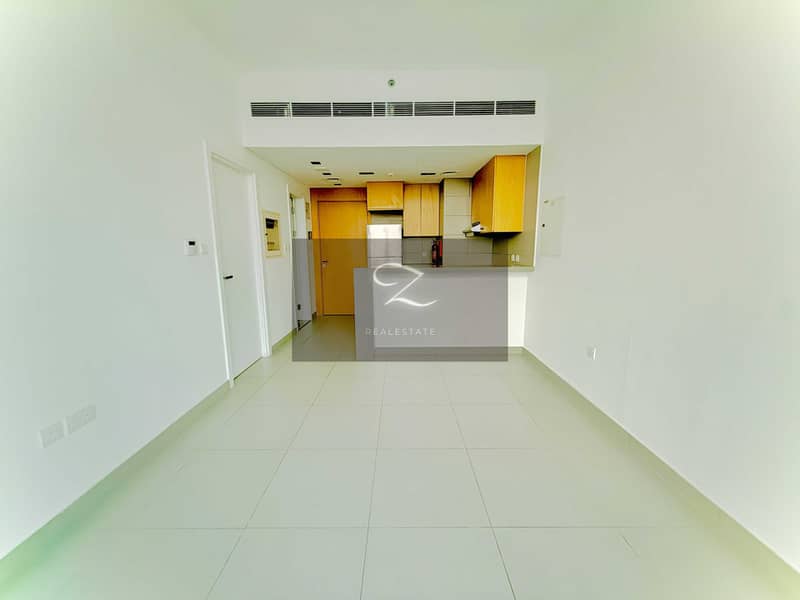 4 2a1549cc-03a5-45e7-95b9-1fac5eaffca7. jpg