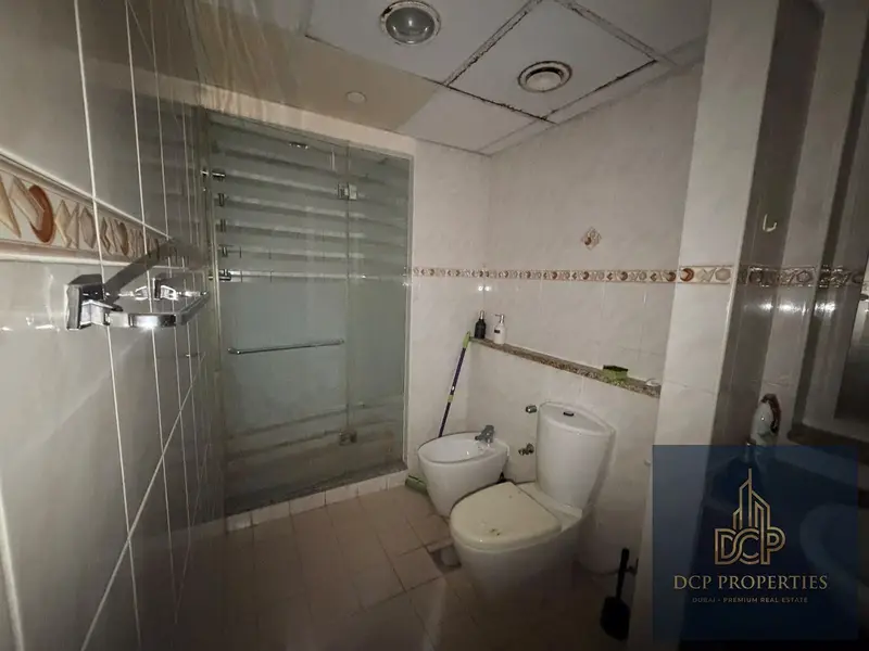 FURNISHED | BALCONY | NEAR METRO