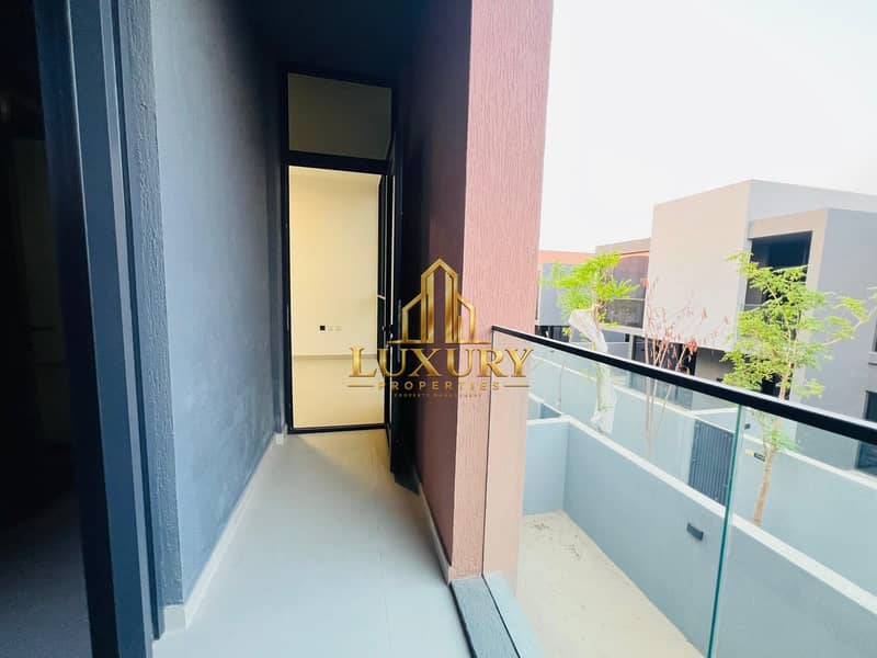 14 Brand-New 4-Bedroom Townhouse for Rent | Saro, Masaar Sharjah