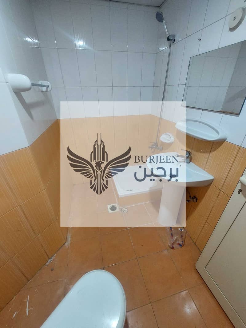 10 1000585750. jpg