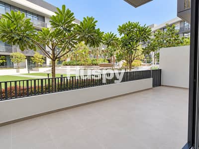 2 Bedroom Flat for Sale in Jumeirah Village Circle (JVC), Dubai - Podium Level | Vastu | Vacant on Transfer