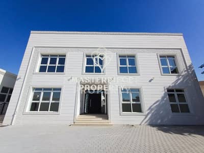 5 Cпальни Вилла Продажа в Аль Марказия, Абу-Даби - Вилла в Аль Марказия，Аль Ватхба Тауэр, 5 спален, 6100000 AED - 16914850