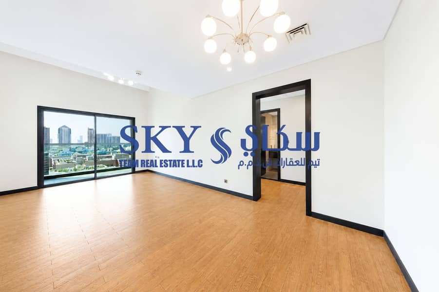 3 Bright Modern Apartment with City Views. png