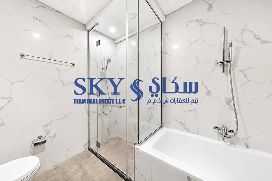7 Modern Marble Bathroom Retreat. png
