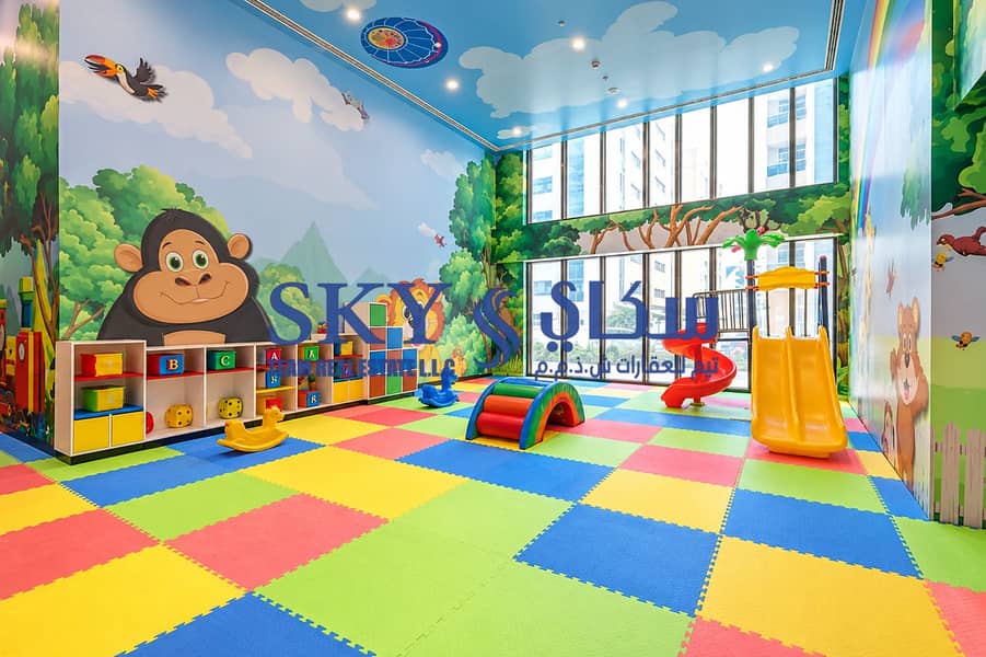 13 Colorful Jungle-Themed Kids’ Playroom. png
