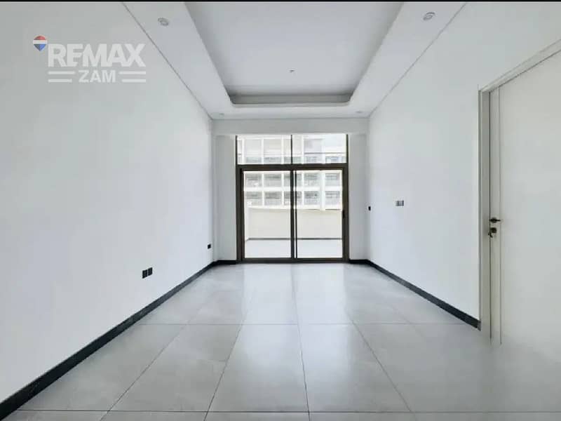 3 Modern | Kitchen Equipped | Ready Now