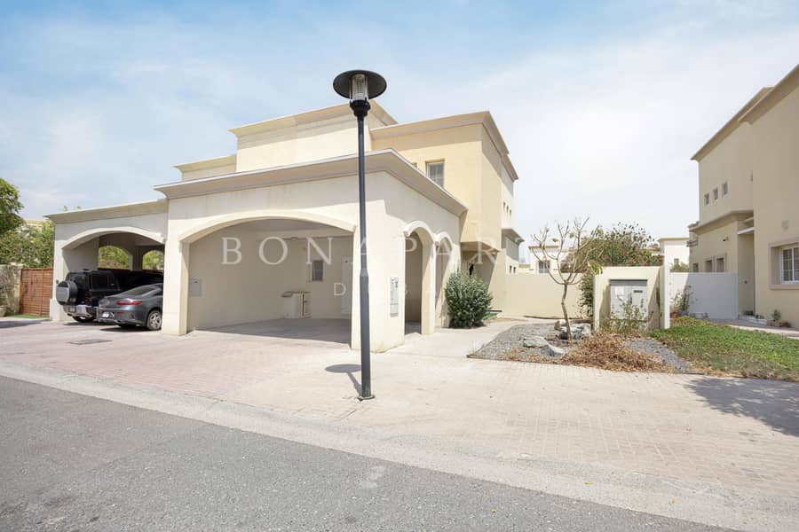 Fully Renovated Corner Villa | Big Plot Fully Renovated Corner Villa | Big Plot