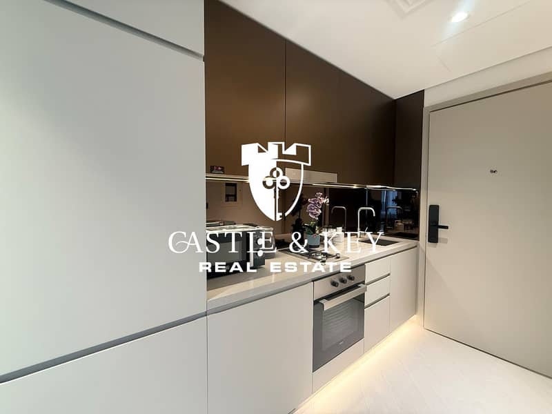 3 Kitchen 1. jpeg