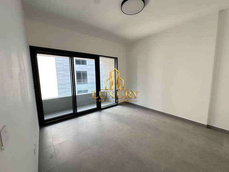 9 LAVISH ONE BHK AVAILABLE | LUXRY LIFE STYLE | WITH ALL AMENITIES