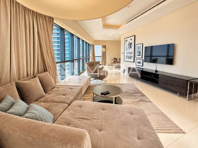 2 Schlafzimmer Wohnung zum Miete in Business Bay, Dubai - Sunlit Luxury Living Room with City Views 2 Schlafzimmer Wohnung zum Miete in Business Bay, Dubai - Sunlit Luxury Living Room with City Views