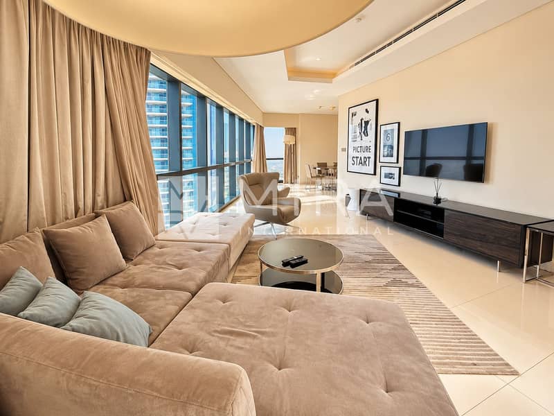 Sunlit Luxury Living Room with City Views Sunlit Luxury Living Room with City Views